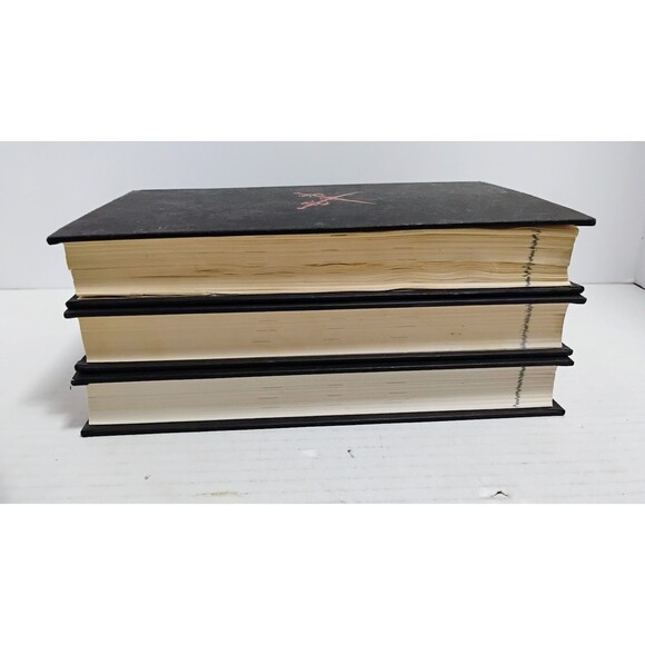 FORGOTTEN REALMS THE HUNTERS BLADES TRILOGY R.A. SALVATORE HARDCOVER FIRST PRINT - Picture 3 of 11